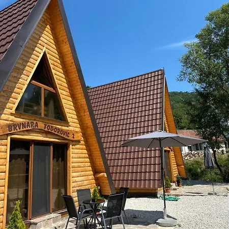 Brvnare Todorovic 木屋 Crni Vrh